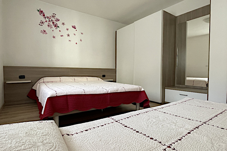 camera da letto appartamento Pesco appartamento Pesco con camera matrimoniale e letto singolo